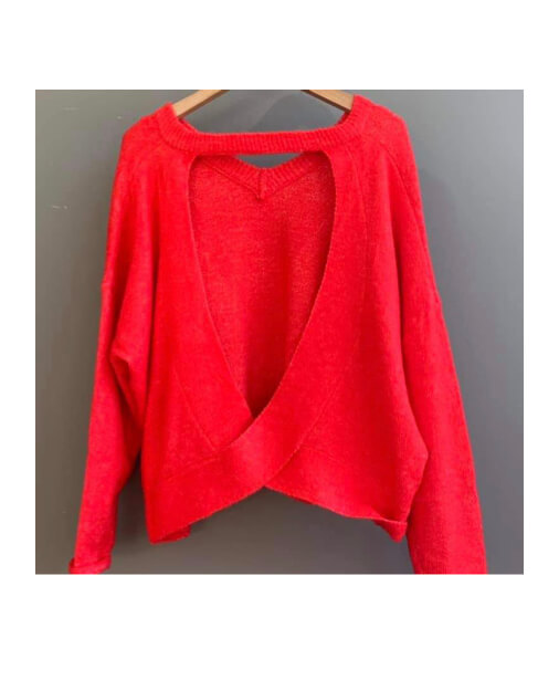 pull rouge manches longues dos nu